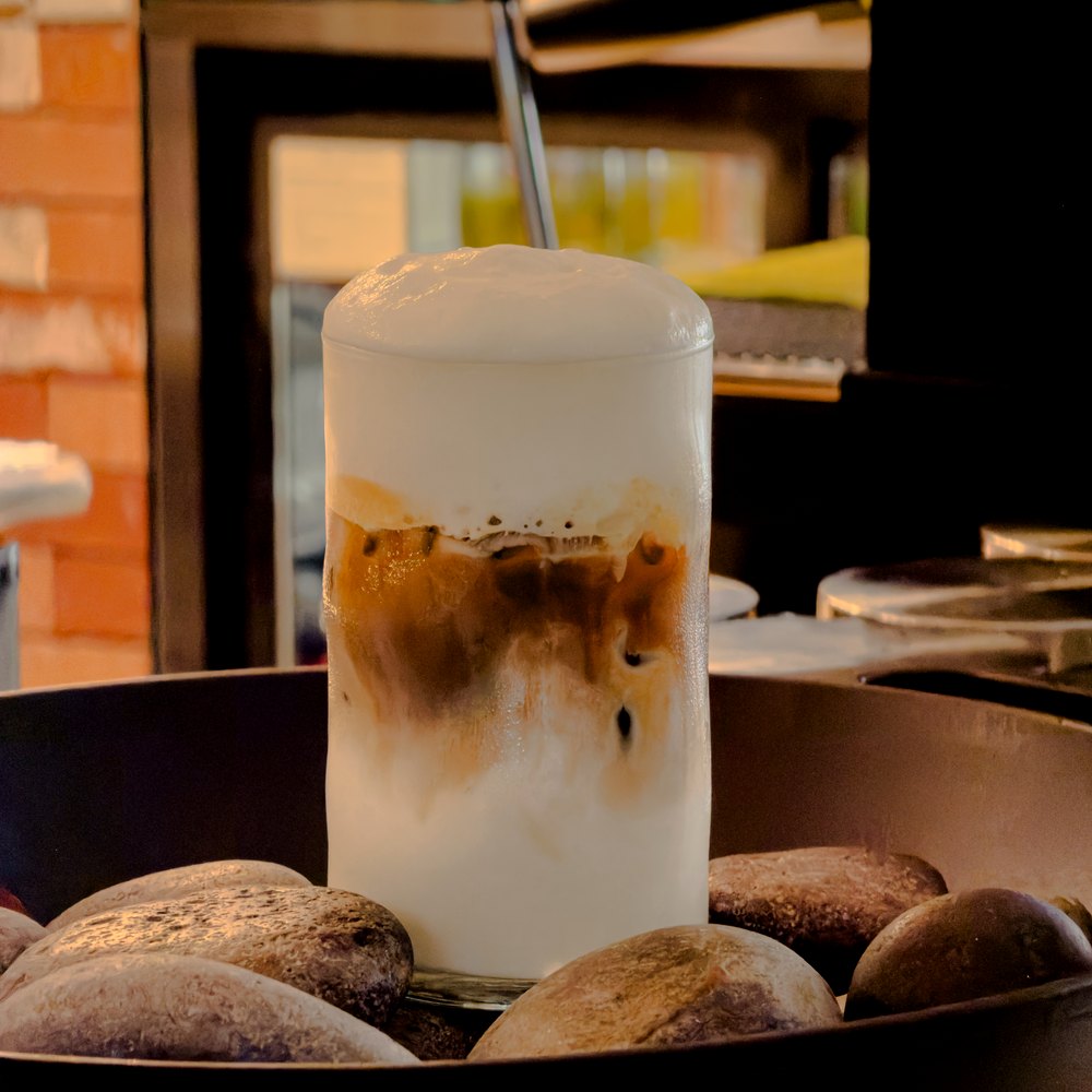 Cappuccino a las rocas